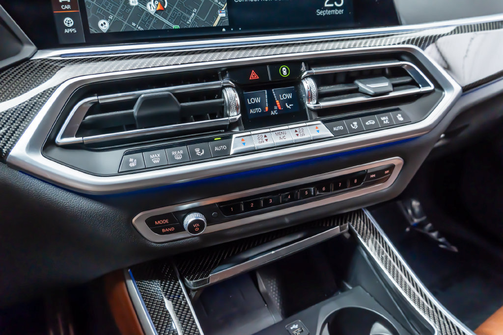 Used 2023 BMW X5 M50i w/ Executive Package AWD/4WD image 22