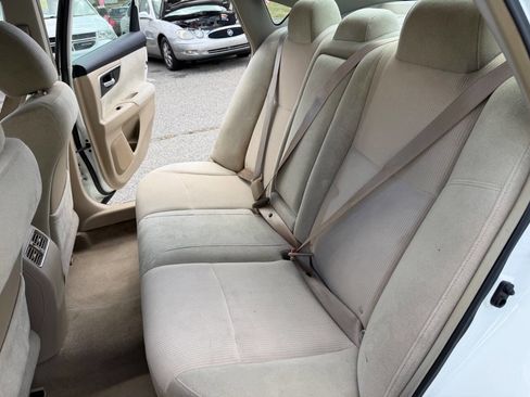 Used 2013 Nissan Altima 2.5 SV image 23