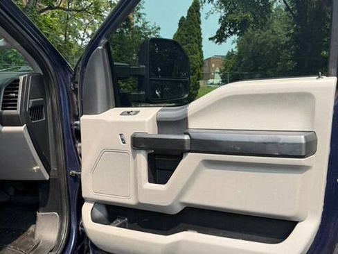 Used 2019 Ford F250 XL w/ Power Equipment Group AWD/4WD image 24