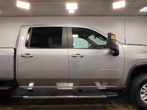 Used 2025 Chevrolet Silverado 2500 LT w/ Convenience Package image 33