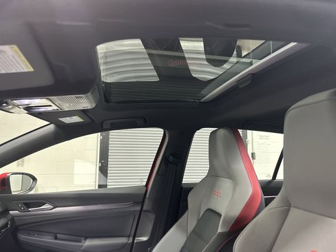 New 2025 Volkswagen GTI SE image 10