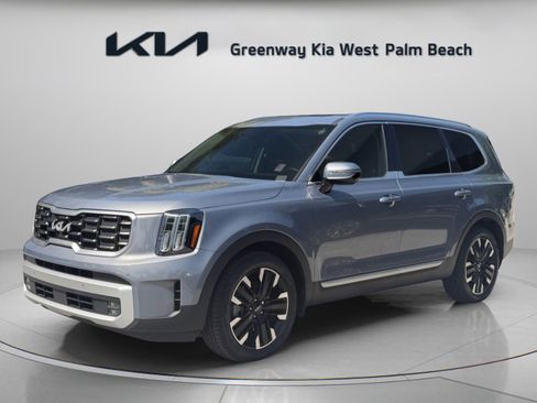Used 2025 Kia Telluride SX w/ SX Captain's Chair Package FWD image 5