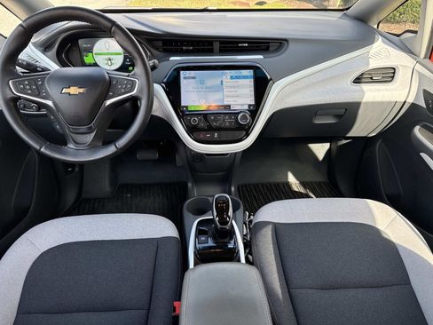 Used 2021 Chevrolet Bolt LT image 16