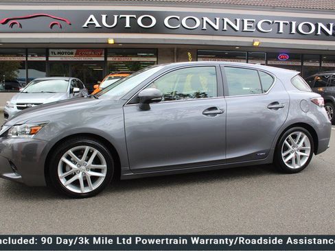 Used 2017 Lexus CT 200h w/ Navigation System Package FWD image 1
