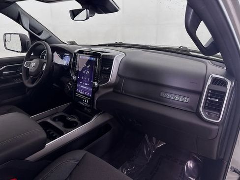 New 2026 RAM 1500 4x4 Crew Cab image 26