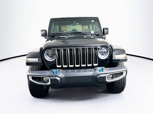 Used 2022 Jeep Wrangler Sahara w/ Cold Weather Group image 2