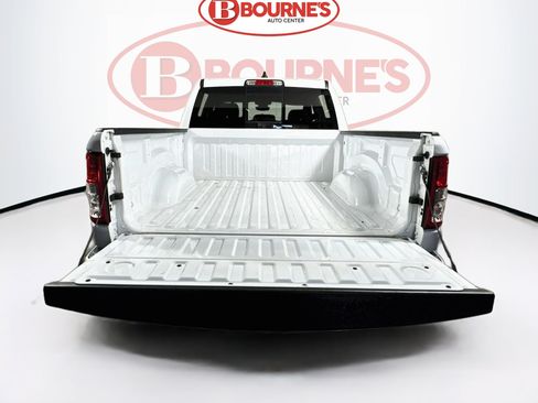 Used 2022 RAM 1500 Big Horn AWD/4WD image 24