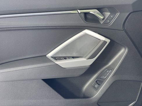 New 2025 Audi Q3 2.0T Premium image 22