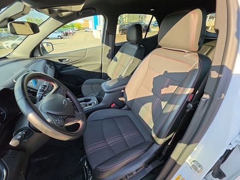Used 2023 Chevrolet Equinox RS AWD/4WD image 23