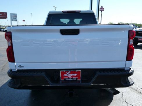 Used 2025 Chevrolet Silverado 2500 Custom w/ Custom Value Package image 6