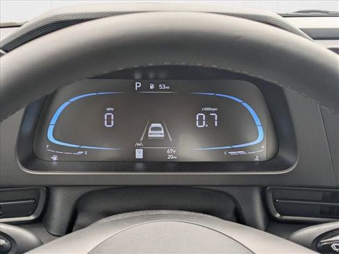 New 2025 Hyundai Elantra Sport image 12