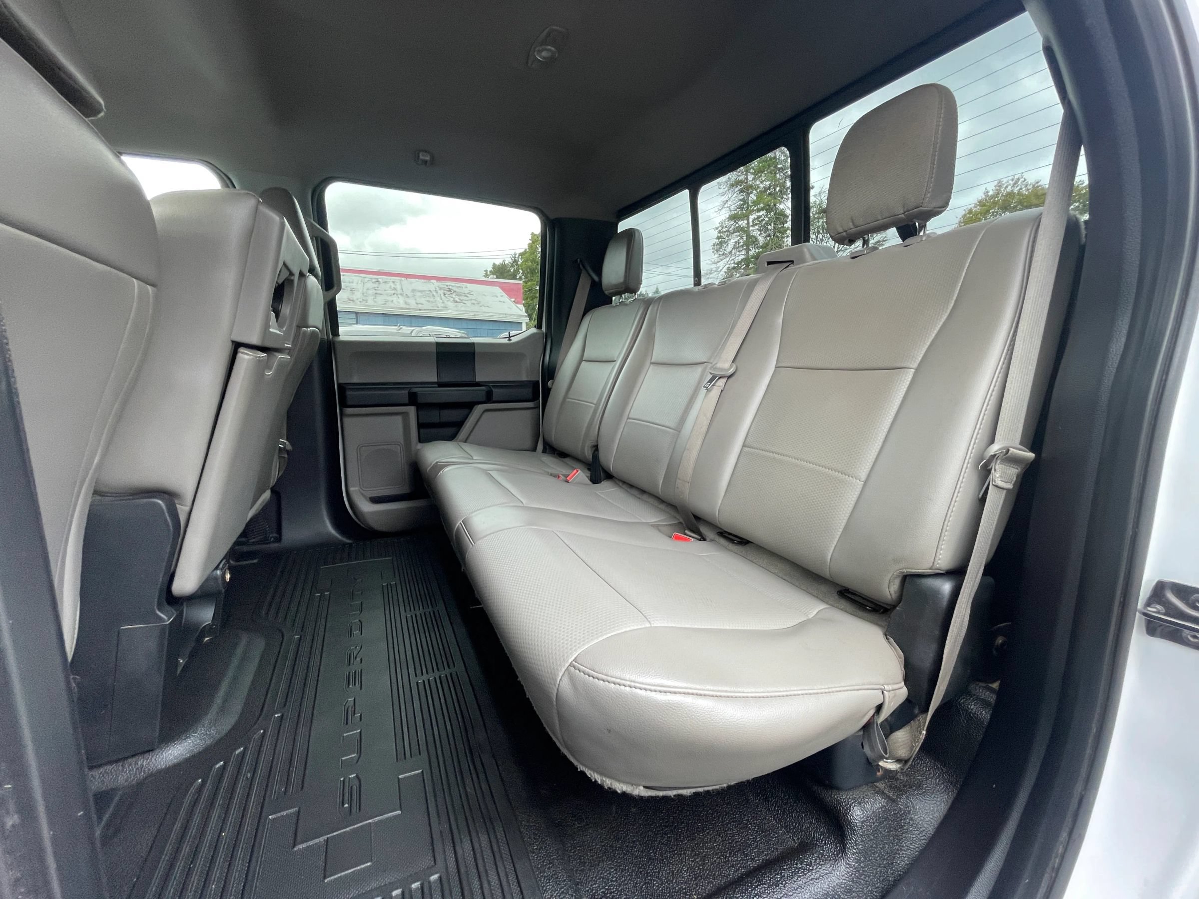 Used 2019 Ford F250 XL w/ Power Equipment Group AWD/4WD image 24
