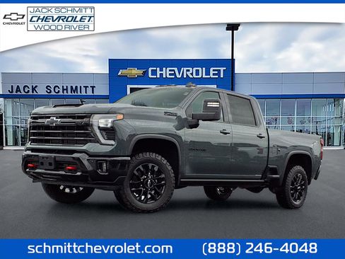 Used 2025 Chevrolet Silverado 3500 LTZ w/ LTZ Plus Package image 1