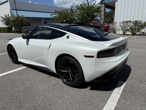 Used 2024 Nissan Z Performance w/ Floor Mat Package RWD image 4