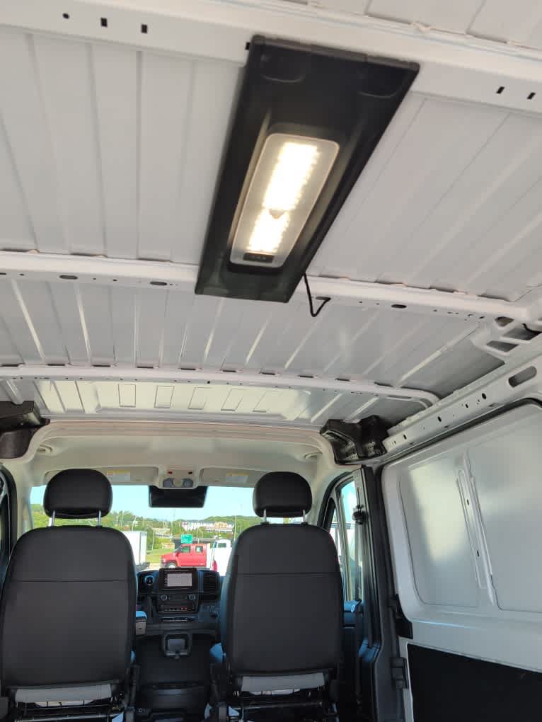Used 2025 RAM ProMaster 2500 w/ Convenience Group FWD image 21