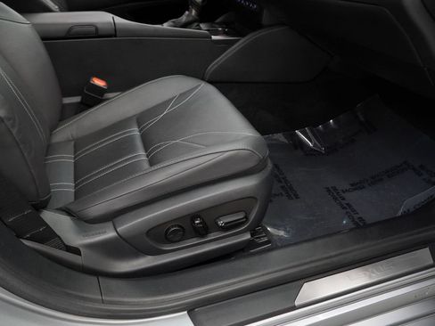 Used 2023 Lexus ES 350 w/ Protection Package (P2) FWD image 31