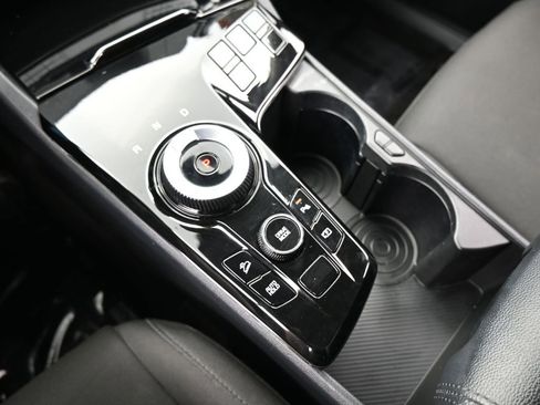 Used 2024 Kia Sportage LX image 24