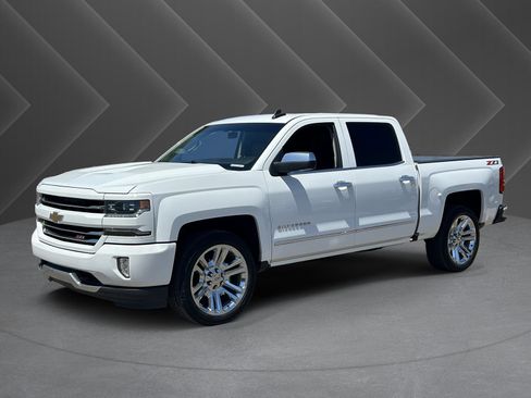 Used 2018 Chevrolet Silverado 1500 LTZ Z71 AWD/4WD image 32