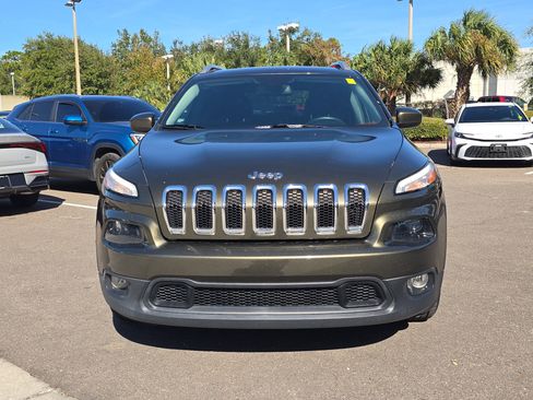 Used 2016 Jeep Cherokee Latitude w/ Cold Weather Group image 3
