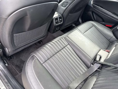 Used 2022 Genesis G70 2.0T w/ Prestige Package image 14