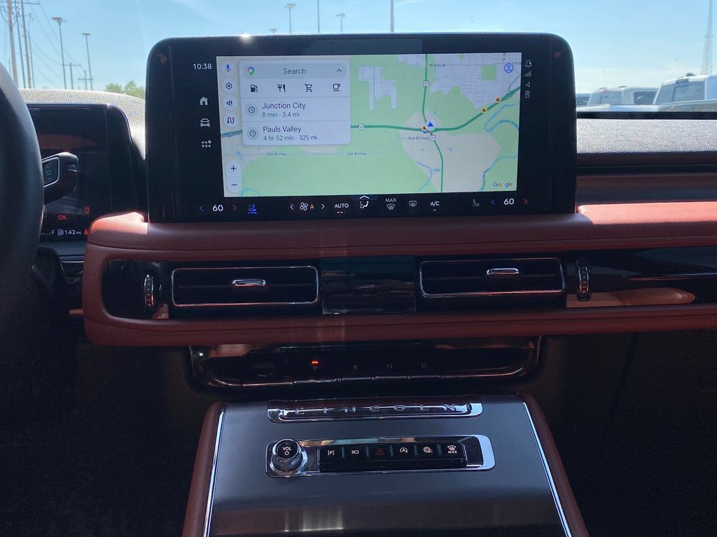 Used 2025 Lincoln Aviator Reserve w/ Equipment Group 201A AWD/4WD image 27