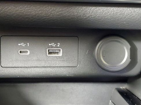 Used 2023 Nissan Rogue SV image 21