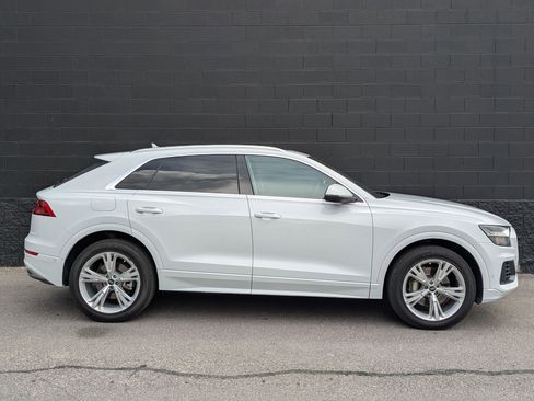 Used 2023 Audi Q8 Premium Plus AWD/4WD image 4