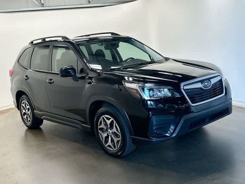 Used 2020 Subaru Forester Premium AWD/4WD image 31