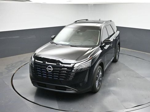 New 2026 Nissan Pathfinder Platinum AWD/4WD image 33