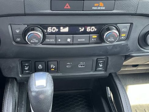 Used 2022 Nissan Frontier Pro-X w/ Pro-X Premium Package RWD image 30