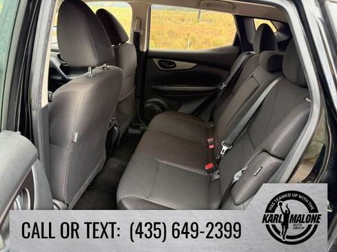 Used 2022 Nissan Rogue Sport S AWD/4WD image 24
