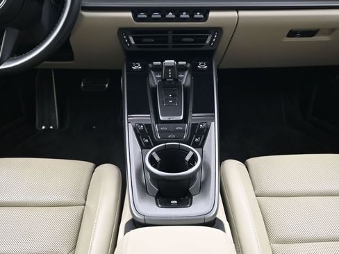 Certified 2020 Porsche 911 Carrera 4S AWD/4WD image 8