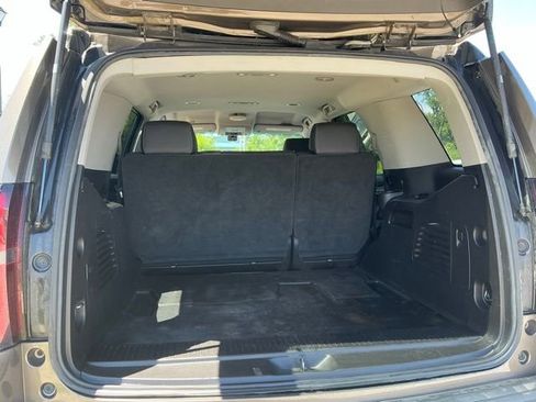 Used 2015 Chevrolet Tahoe 4WD w/ Remote Keyless Entry Package image 11