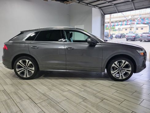Used 2019 Audi Q8 Premium Plus image 5