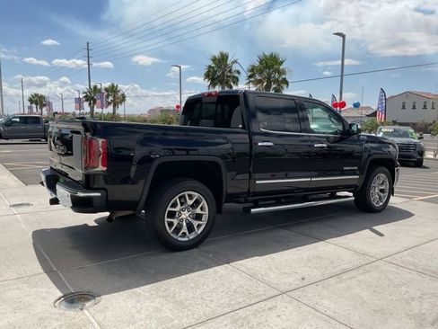 Used 2018 GMC Sierra 1500 SLT w/ SLT Premium Package AWD/4WD image 7