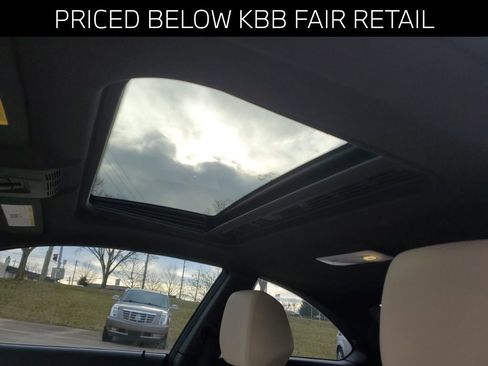 Used 2017 BMW 230i xDrive Coupe image 14