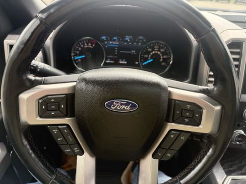 Used 2018 Ford F150 Platinum w/ Technology Package image 16