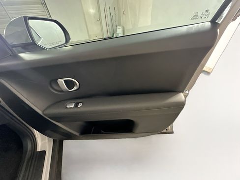 Used 2024 Hyundai Ioniq 5 SEL RWD image 32
