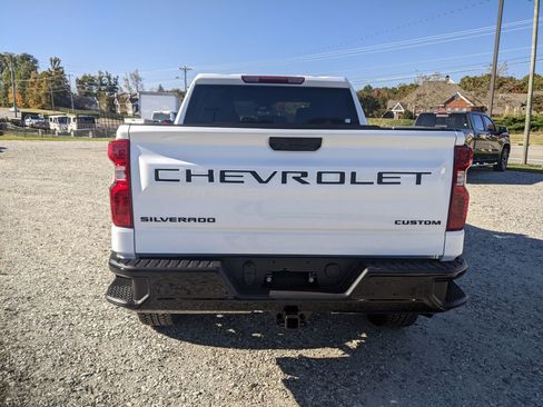 New 2026 Chevrolet Silverado 1500 Custom Trail Boss w/ Turbomax Blackout Package image 7