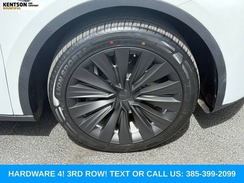 Used 2023 Tesla Model Y Long Range AWD/4WD image 13
