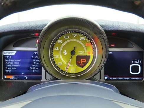 Used 2021 Ferrari 812 GTS image 38
