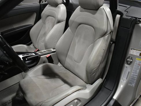 Used 2008 Audi TT 2.0T w/ Premium Pkg image 2