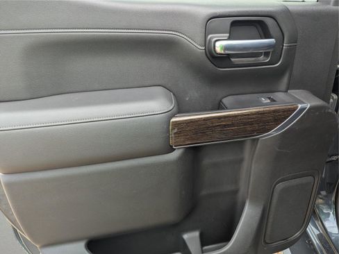 Used 2021 GMC Sierra 1500 Elevation image 13