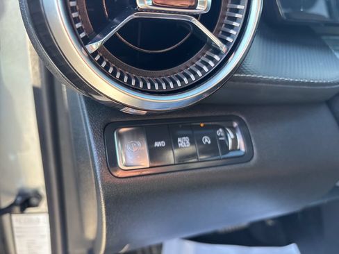 Used 2025 Chevrolet Equinox LT AWD/4WD image 21