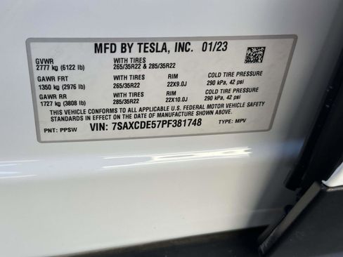 Used 2023 Tesla Model X AWD/4WD image 14