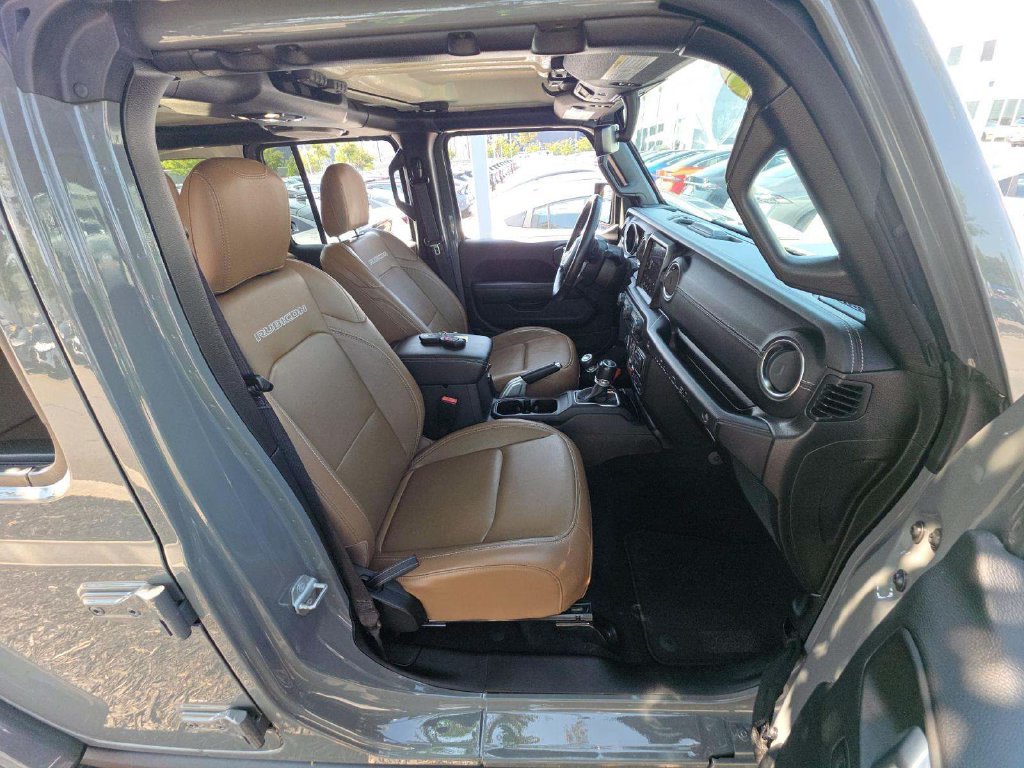 Used 2021 Jeep Wrangler Unlimited Rubicon 4xe w/ Cold Weather Group AWD/4WD image 5