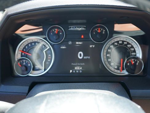 Used 2018 RAM 1500 Laramie w/ Convenience Group AWD/4WD image 14
