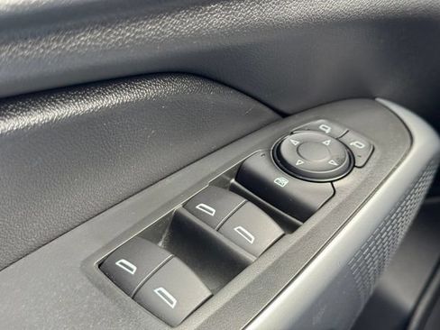 Used 2025 Chevrolet Trax LS FWD image 23