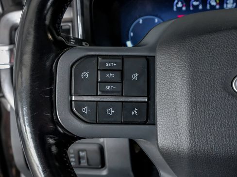 Used 2023 Ford F350 Lariat w/ FX4 Off-Road Package AWD/4WD image 16