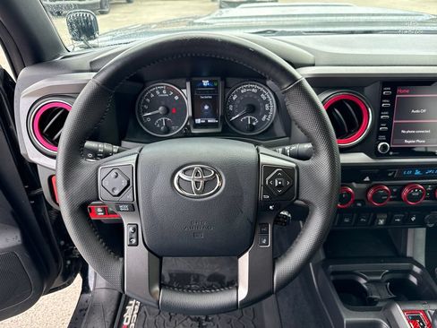 Used 2023 Toyota Tacoma TRD Pro AWD/4WD image 16